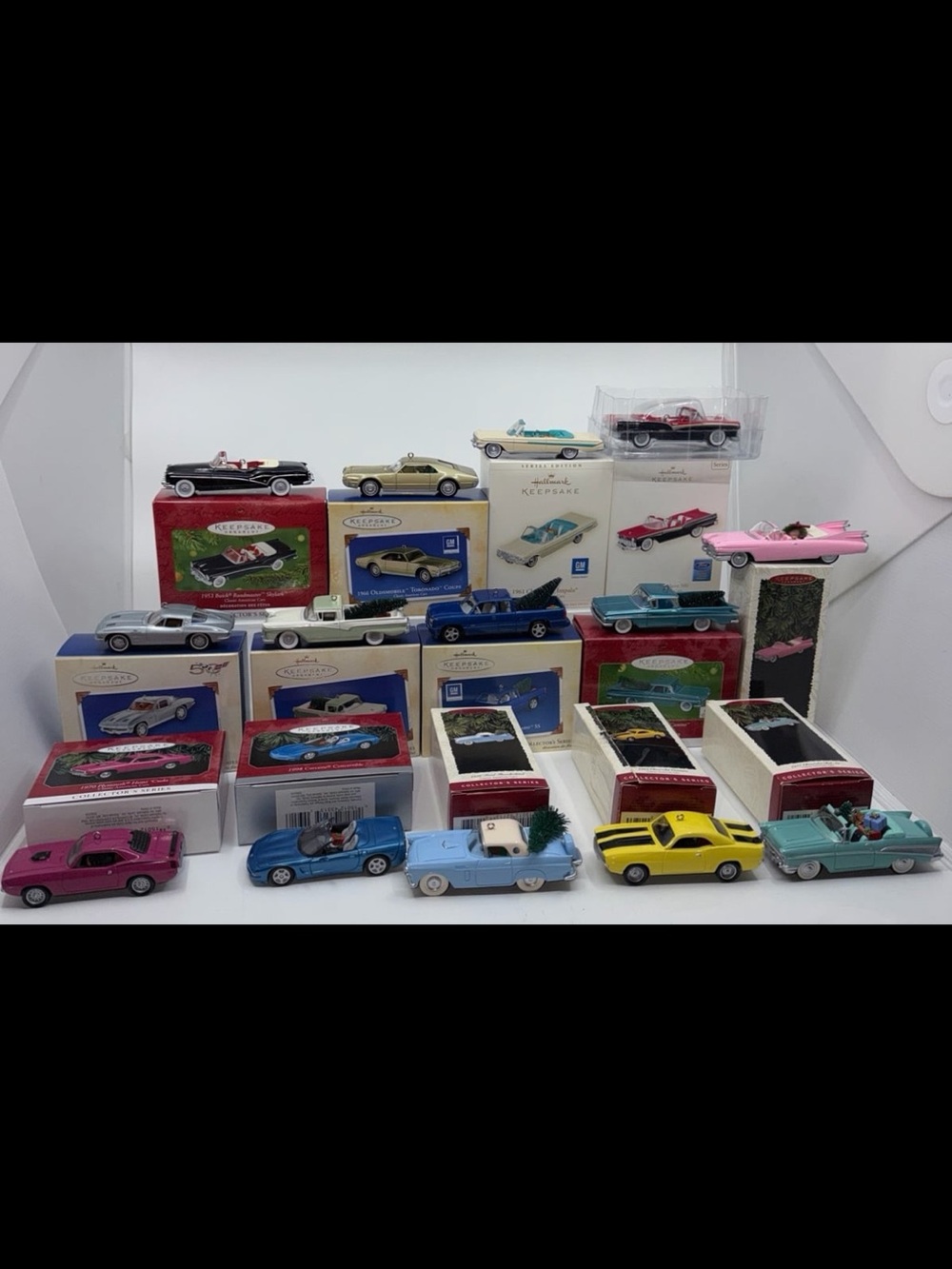 Hallmark Ornament Car
Collection Bundle